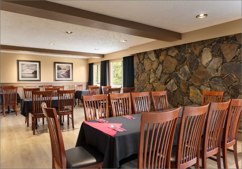 The Old Coachman Eatery The Old Coachman Eatery